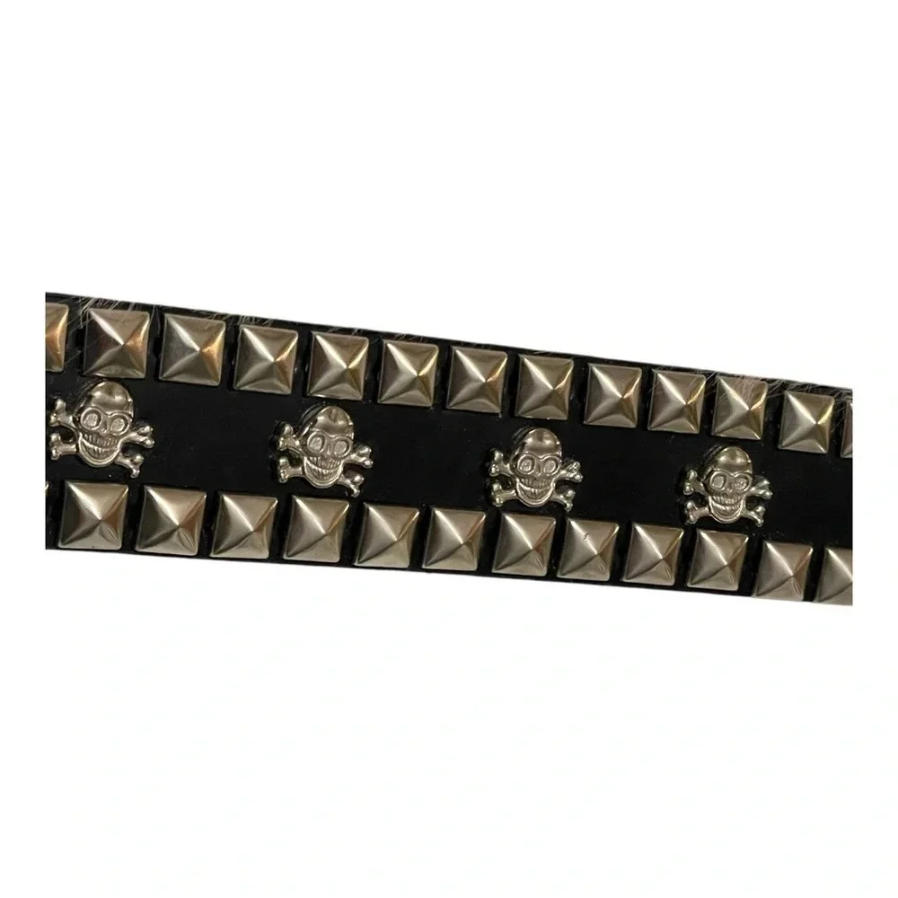 None skull studded